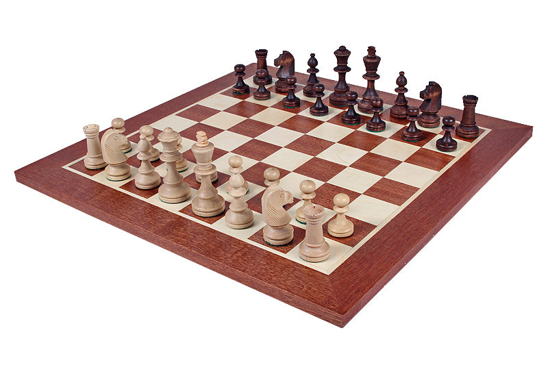 Les pièces d'échecs en bois STAUNTON de taille 4 avec la boîte de rangement en bois foncé - Les pièces d'échecs en bois STAUNTON de taille 4 avec la boîte de rangement en bois foncé
