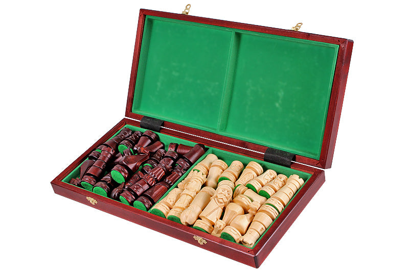 Jeu d'Echecs DU CHÂTEAU sculpté en bois de tilleul, de taille moyenne (50 x 50cm) - Ensemble Complet - Jeu d'Echecs DU CHÂTEAU sculpté en bois de tilleul, de taille moyenne (50 x 50cm) - Ensemble Complet