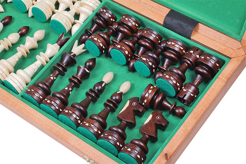 Jeu d'échecs INDIEN en bois de charme avec l'échiquier de marqueterie en bois d'acajou et sycomore, de grande taille (50 x 50cm) - Ensemble Complet - 1c87b9422911a0ca6e441ebdcb401ffe