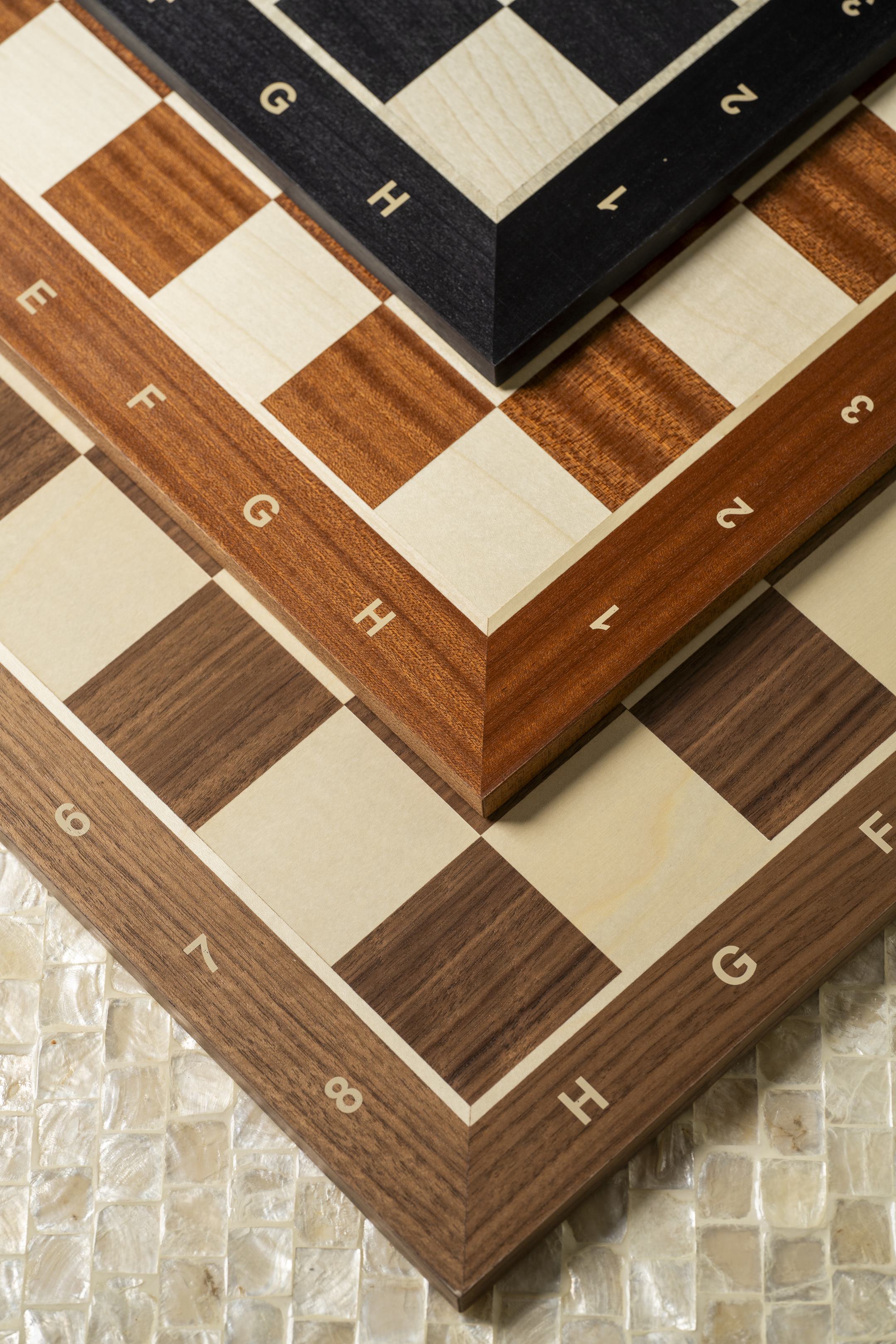 Echiquier en marqueterie de bois d'Acajou et Sycomore - échiquier classique de Taille 6 - Echiquier en marqueterie de bois d'Acajou et Sycomore - échiquier classique de Taille 6