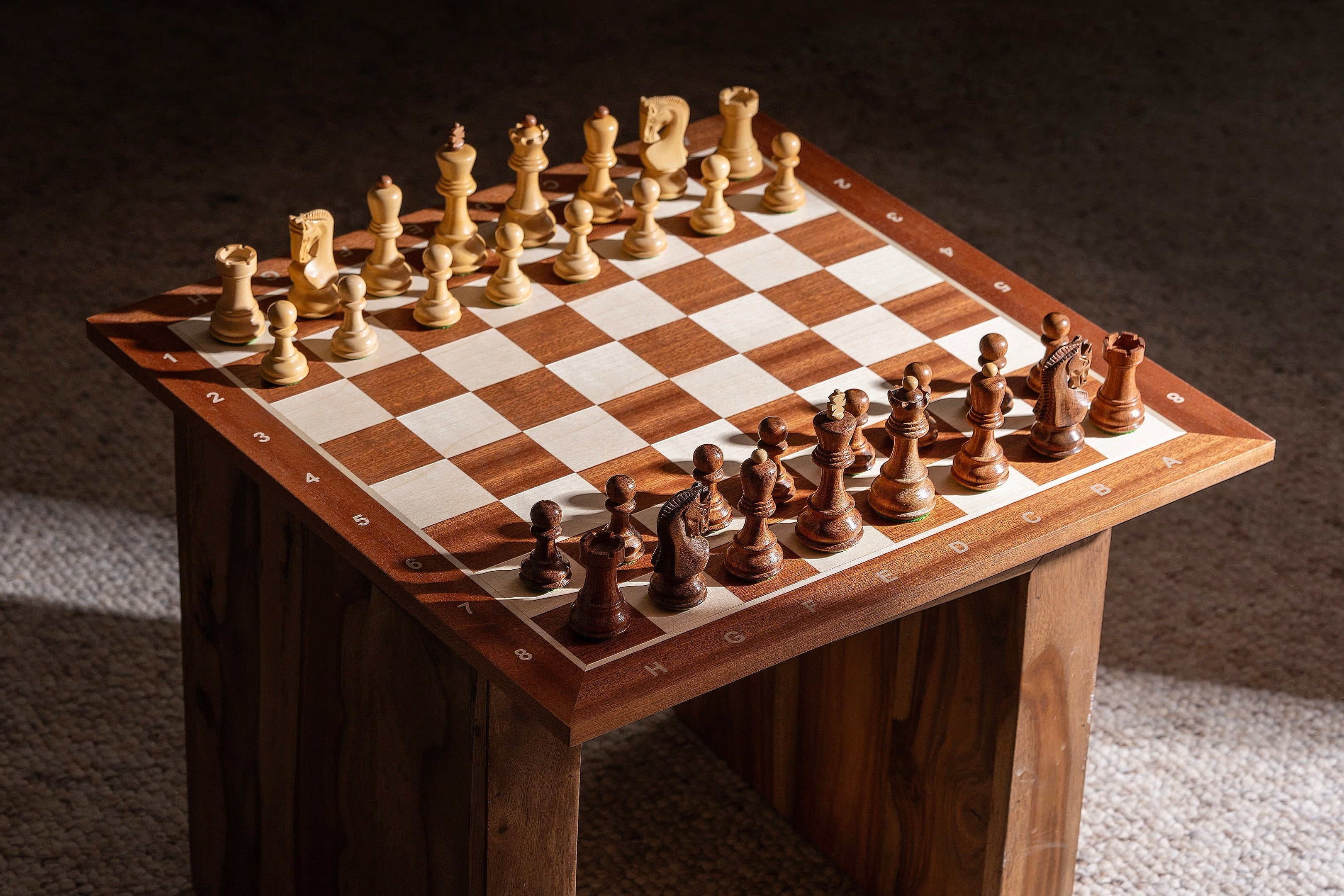 Echiquier en marqueterie de bois d'Acajou et Sycomore - échiquier classique de Taille 5 - 5d503199c7d8c91e06e5bc2a3fec255e