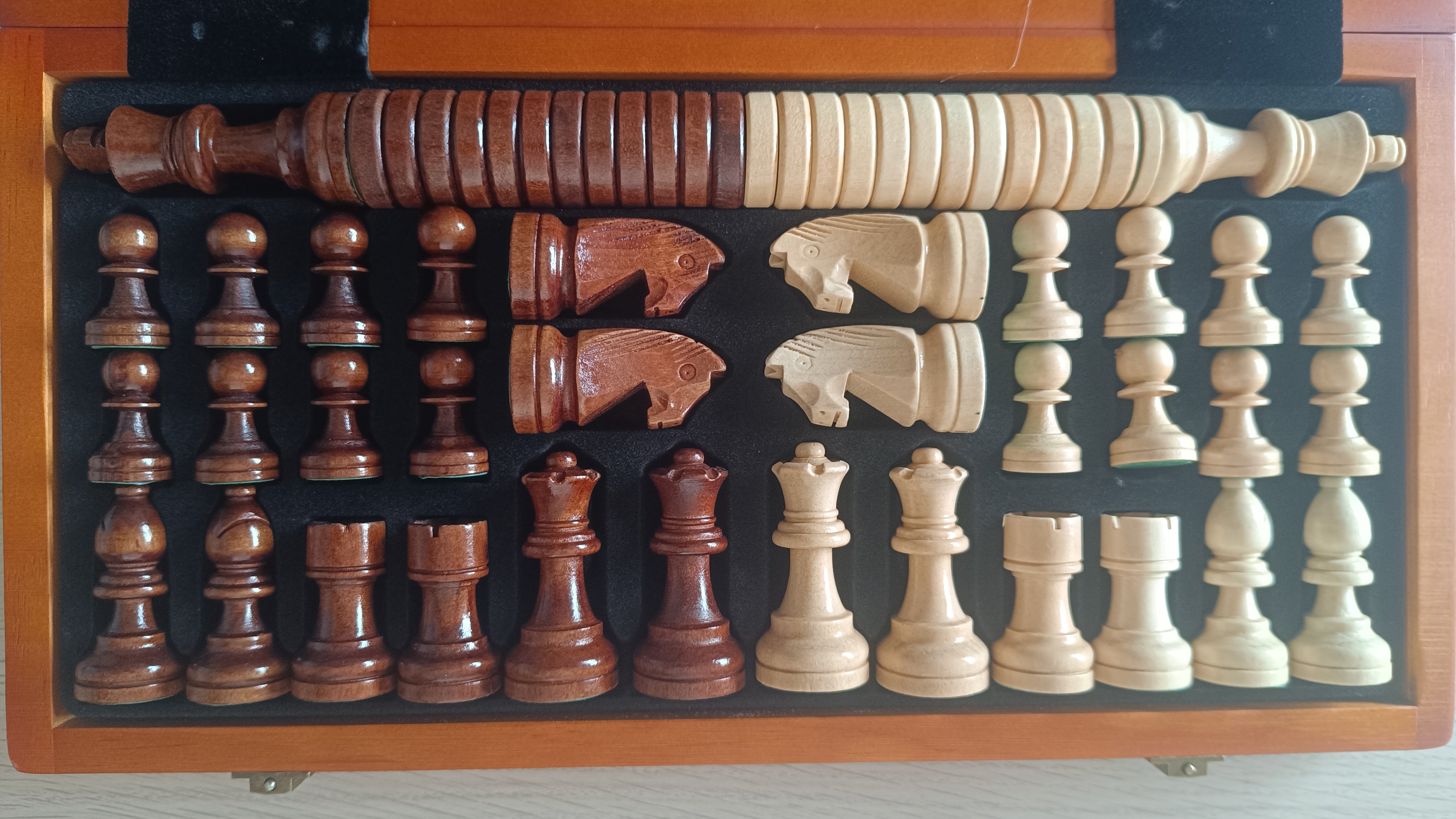 Échecs magnétiques en bois + dames en bois (38 x 38 cm) - Échecs magnétiques en bois + dames en bois (38 x 38 cm)