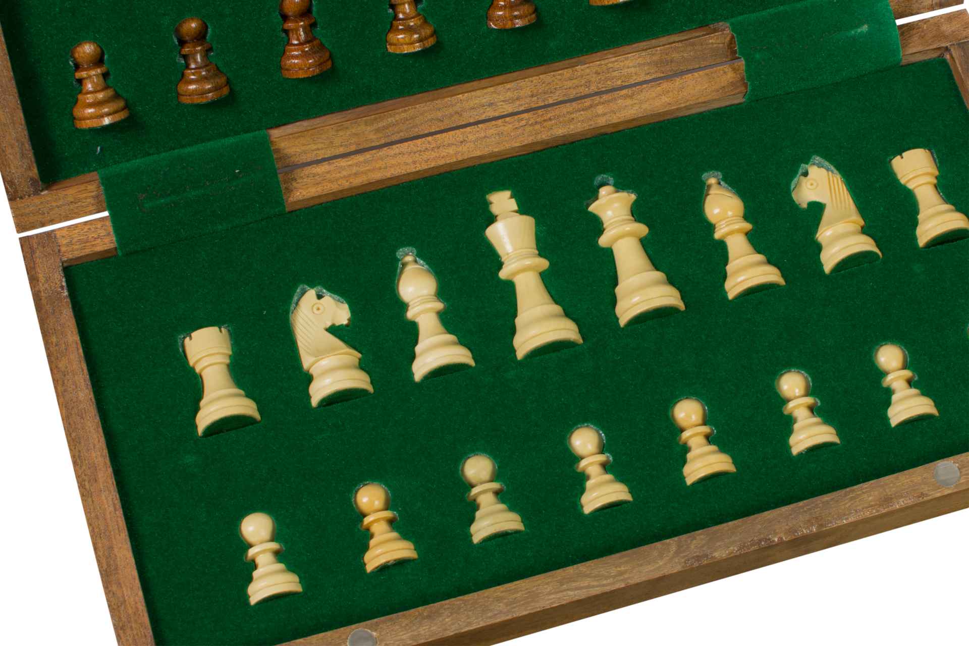 Jeu d'échecs Magnétique Pliant en bois d'acacia et buis de petite taille (30x30cm) - 899c28229cfd0f1e58c8eb968cd8f549
