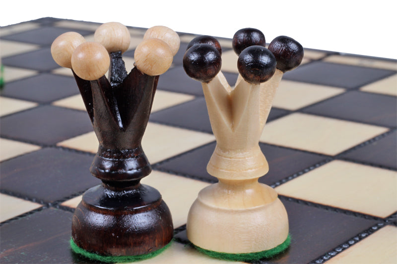 Jeu d'Echecs ROYAL en bois de charme, de taille moyenne (34 x 34cm) - Ensemble Complet - 4e989e92c77060148bc24cfdf1ba0d5b