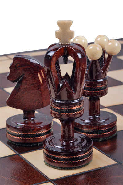 Jeu d'Echecs ROYAL avec incrustations en laiton, en bois bois de sycomore, de grande taille (49 x 49cm) - Ensemble Complet - e8a13f31be8be39a0497cefb3e2f6121