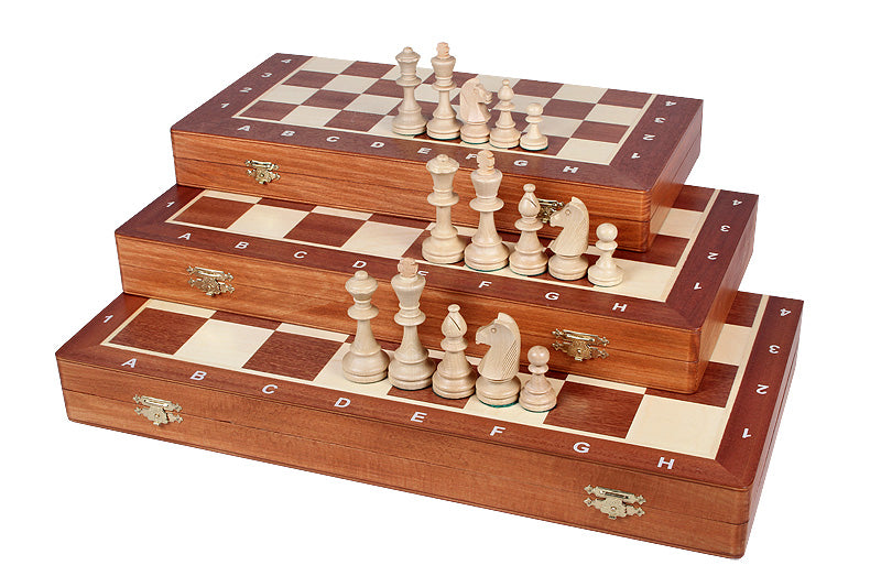 Jeu d'échecs DE TOURNOI No 6 en bois de charme avec l'échiquier en marqueterie de bois d'acajou et sycomore, de grande taille (54 x 54cm) - Ensemble Complet - 64381ecc1fdc23fba47d50212b5adf9d