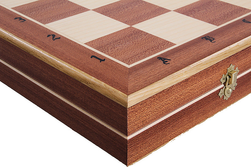 Jeu d'échecs en bois sculpté DU CHÂTEAU de grande taille (60 x 60 cm) avec l'échiquier en marqueterie de bois d'acajou et sycomore - c4ffbc4801c7dbfdd6e4c83536f82f83