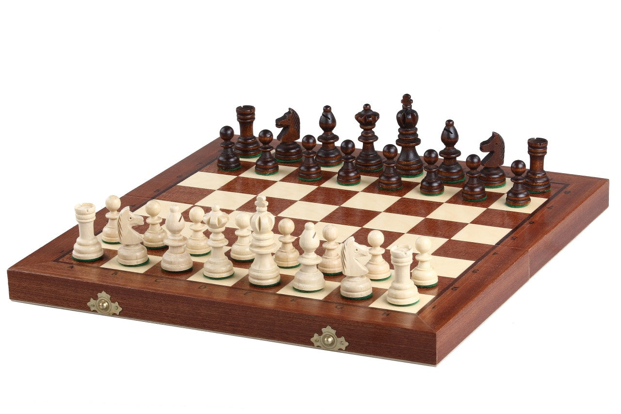 Jeu d'échecs OLYMPIQUE en bois de charme avec l'échiquier en marqueterie de bois d'acajou et sycomore, de taille moyenne (35 x 35 cm) - Ensemble Complet - 00b99b35bba14e4524a328e3e6151d39