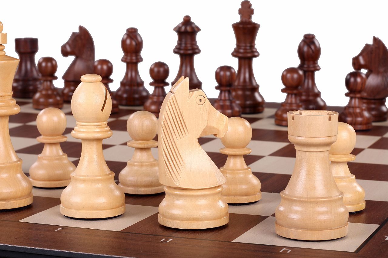 Jeu d'échecs électronique DGT en plastique - échiquier Smart Board + pièces d'échecs - Jeu d'échecs électronique DGT en plastique - échiquier Smart Board + pièces d'échecs