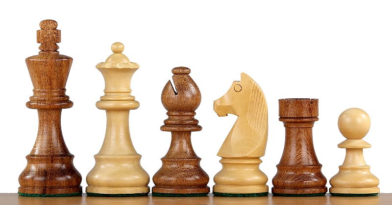 Pièces d'échecs German Knight en bois d'acacia et de buis - Taille 4,00 - Pièces d'échecs German Knight en bois d'acacia et de buis - Taille 4,00