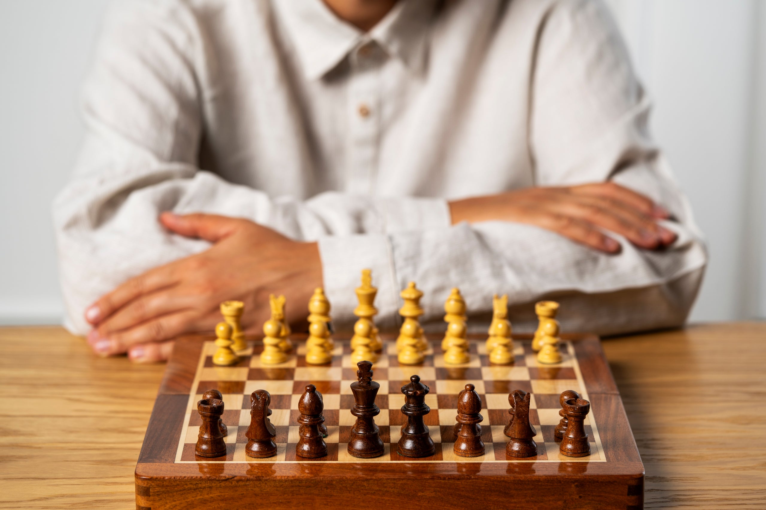 Jeu d'échecs Magnétique Pliant en bois d'acacia et buis de petite taille (30x30cm) - 06abc49fa66c26b388a90c03d3dac2b1