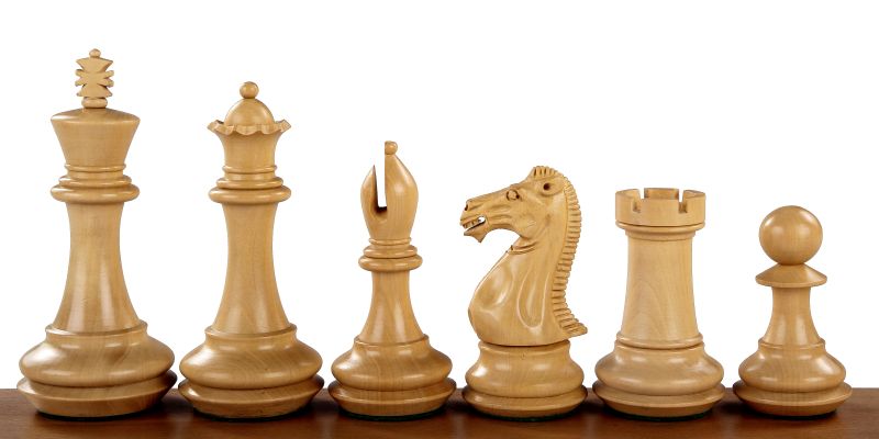 Pièces d'échecs Champfered Base Red en bois de padouk et de buis - Taille 4,00'' - Pièces d'échecs Champfered Base Red en bois de padouk et de buis - Taille 4,00''