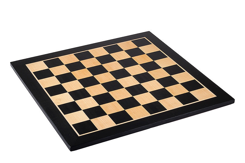 Échiquier en marqueterie de bois de sycomore naturel et teinté + Pièces d'échecs Timeless Ebonized - Ensemble de taille 5 - Échiquier en marqueterie de bois de sycomore naturel et teinté + Pièces d'échecs Timeless Ebonized - Ensemble de taille 5