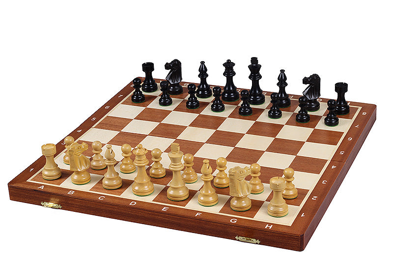 Jeu d'échecs de tournoi avec les pièces French en bois de buis de taille 5 (48x48cm) - L'ensemble complet - Jeu d'échecs de tournoi avec les pièces French en bois de buis de taille 5 (48x48cm) - L'ensemble complet