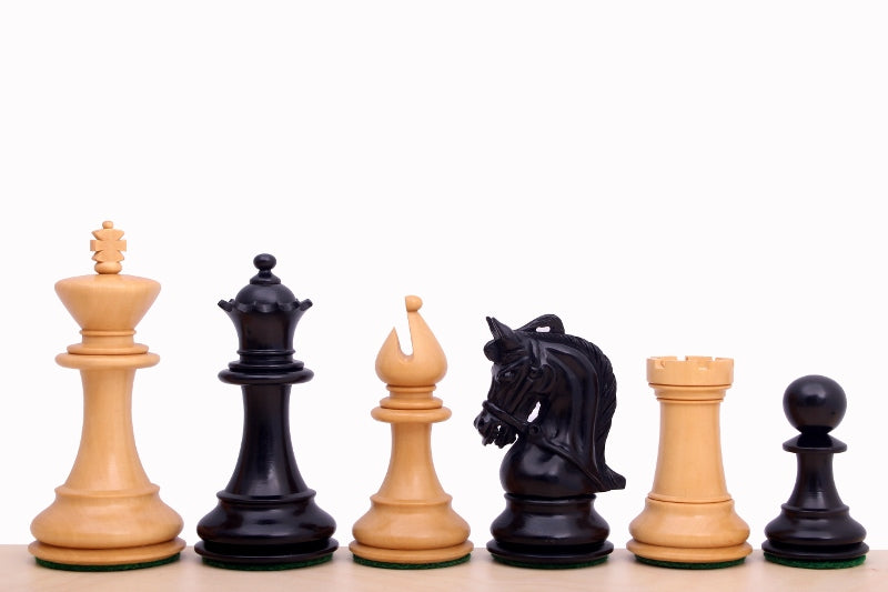 Pièces d'échecs Corinthian en bois de buis teinté et naturel - Taille 3,75'' - c3738010d7f6bce760a8edb1950b3059