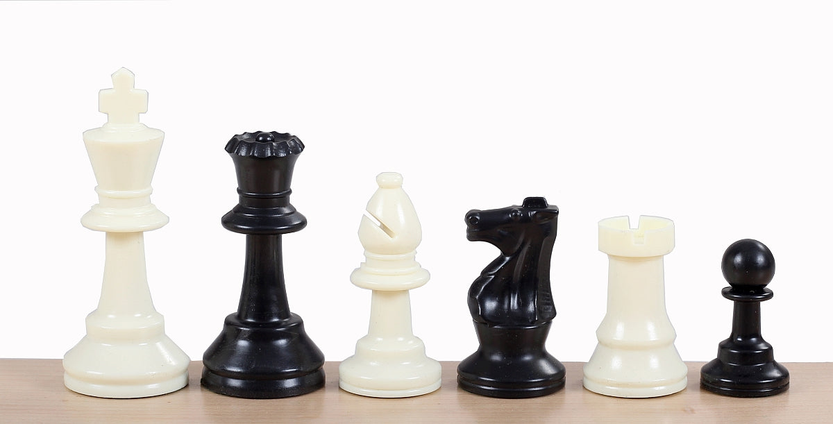 Pièces d'échecs plastique feutrées de taille 4 (roi 78mm), blanches et noires - f8e524c8d647d1afd56292a8388fa62d