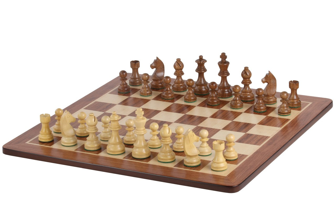 Échiquier en marqueterie de bois de padouk et sycomore + Pièces d'échecs Timeless Acacia - Ensemble de taille 6 - Échiquier en marqueterie de bois de padouk et sycomore + Pièces d'échecs Timeless Acacia - Ensemble de taille 6