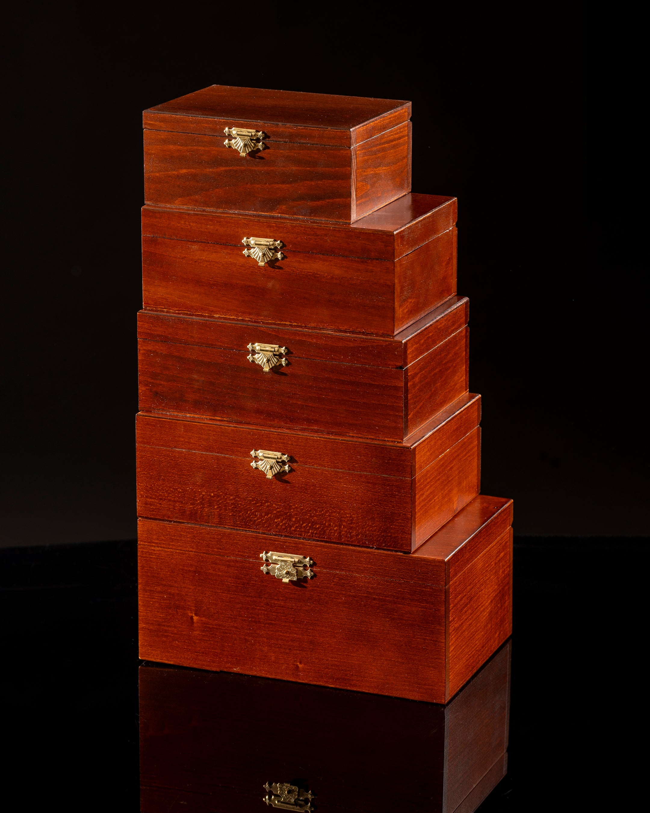 Boîte de rangement en bois foncé pour pièces d'échecs de taille 6 et 7 (un roi de 96 à 100 mm) - Boîte de rangement en bois foncé pour pièces d'échecs de taille 6 et 7 (un roi de 96 à 100 mm)