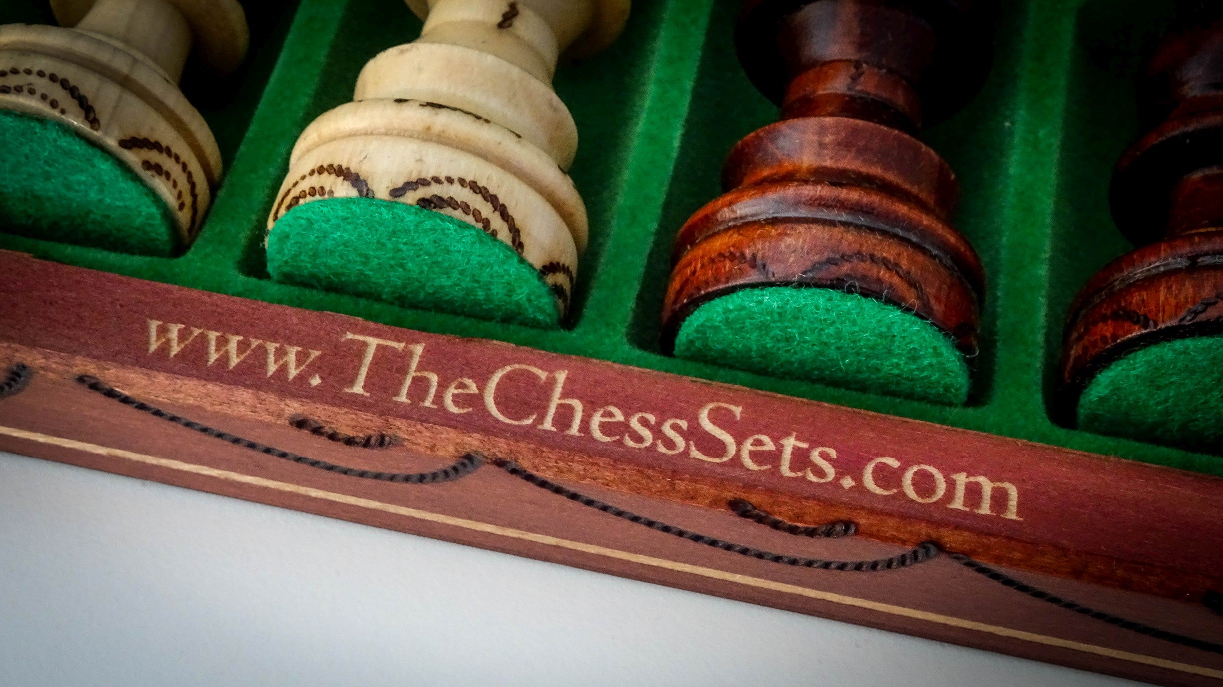 Gravure sur des produits d'échecs - e89fa71c1bca99c54a8e64aef0ef3ccf