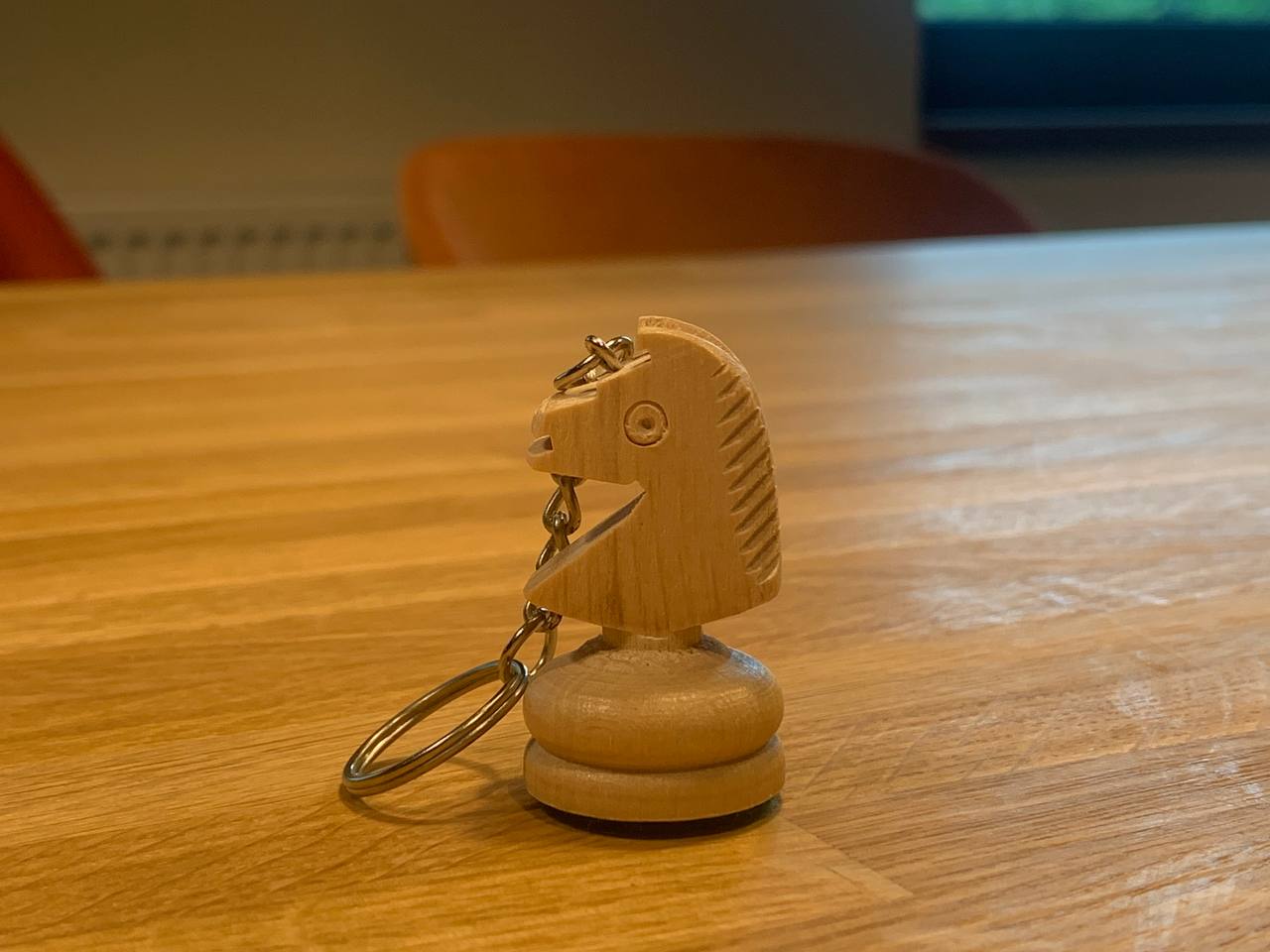 White KNIGHT key ring - White KNIGHT key ring