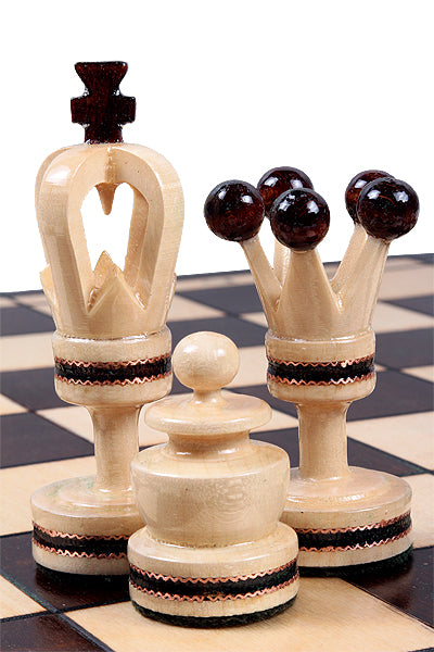 Jeu d'Echecs ROYAL avec incrustations en laiton, en bois bois de sycomore, de grande taille (49 x 49cm) - Ensemble Complet - e021052b3acdb96b7f08ef06cfe59357