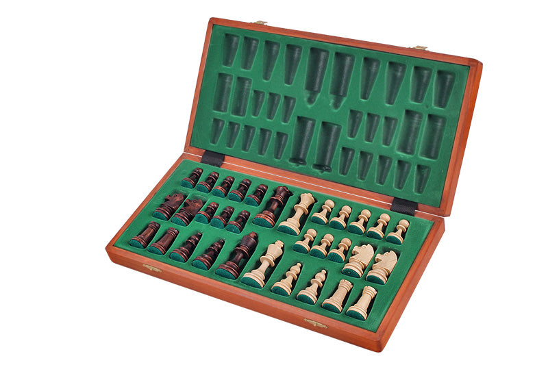 Jeu d'échecs DE TOURNOI No 4 en bois de charme avec l'échiquier en marqueterie de bois d'acajou et sycomore, de petite taille (42 x 42cm) - Ensemble Complet - 3175e62195c4a2a9751cc3afec5cad2f