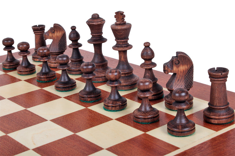 Les pièces d'échecs en bois STAUNTON de taille 4 avec la boîte de rangement en bois foncé - Les pièces d'échecs en bois STAUNTON de taille 4 avec la boîte de rangement en bois foncé