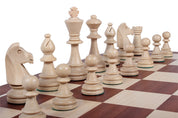 Les pièces d'échecs en bois STAUNTON de taille 7 avec la boîte de rangement en bois clair