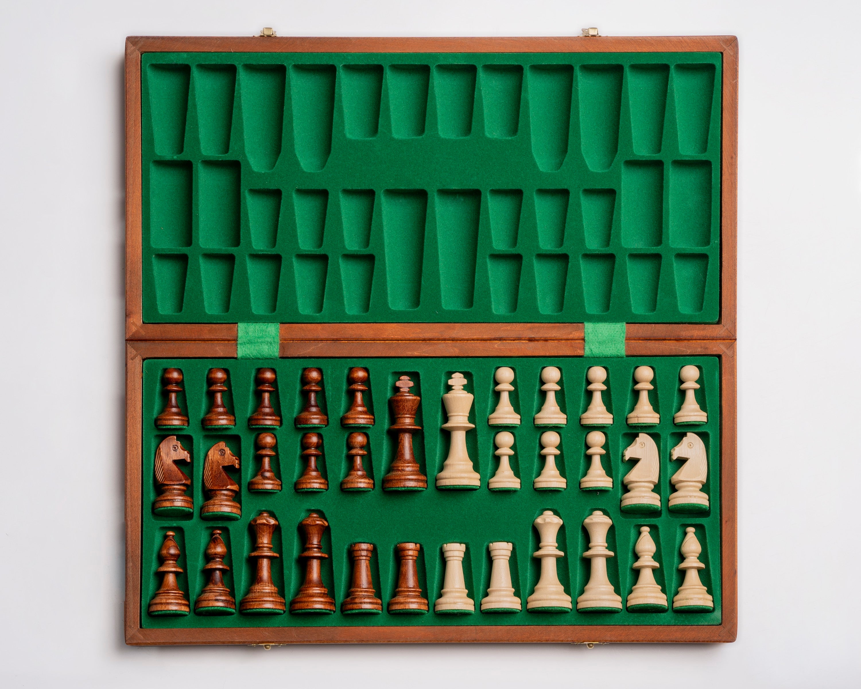 Jeu d'échecs de Tournoi en marqueterie de bois d'acajou et sycomore de taille 5 - Ensemble Complet avec 2 Dames supplémentaires - Jeu d'échecs de Tournoi en marqueterie de bois d'acajou et sycomore de taille 5 - Ensemble Complet avec 2 Dames supplémentaires