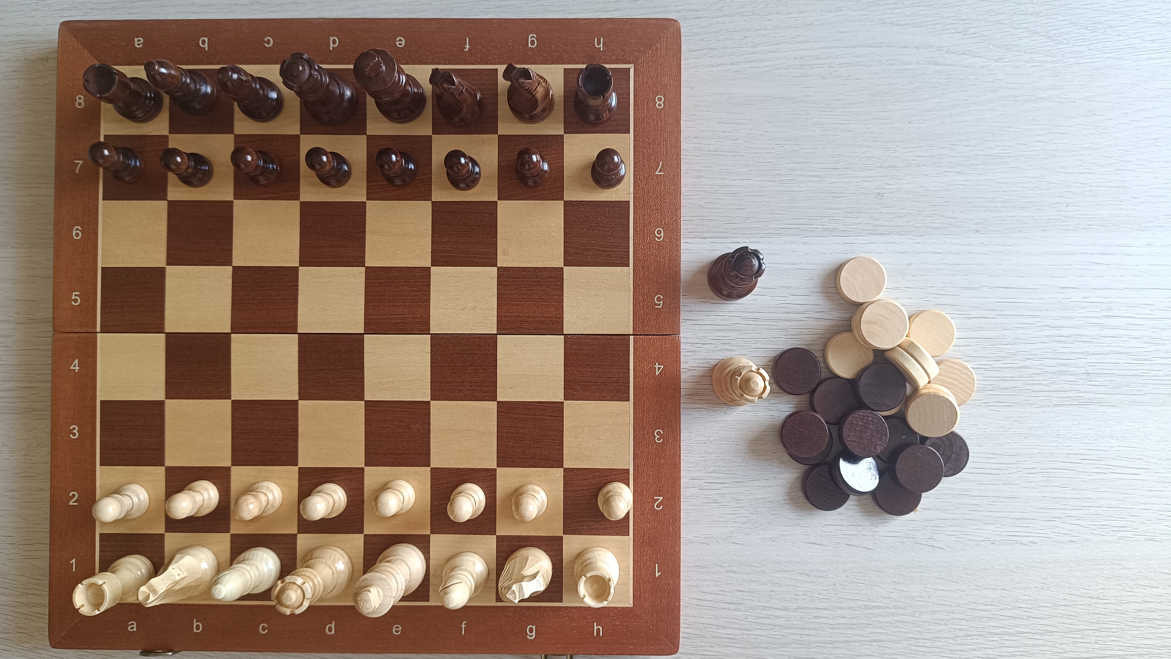 Échecs magnétiques en bois + dames en bois (38 x 38 cm) - Échecs magnétiques en bois + dames en bois (38 x 38 cm)