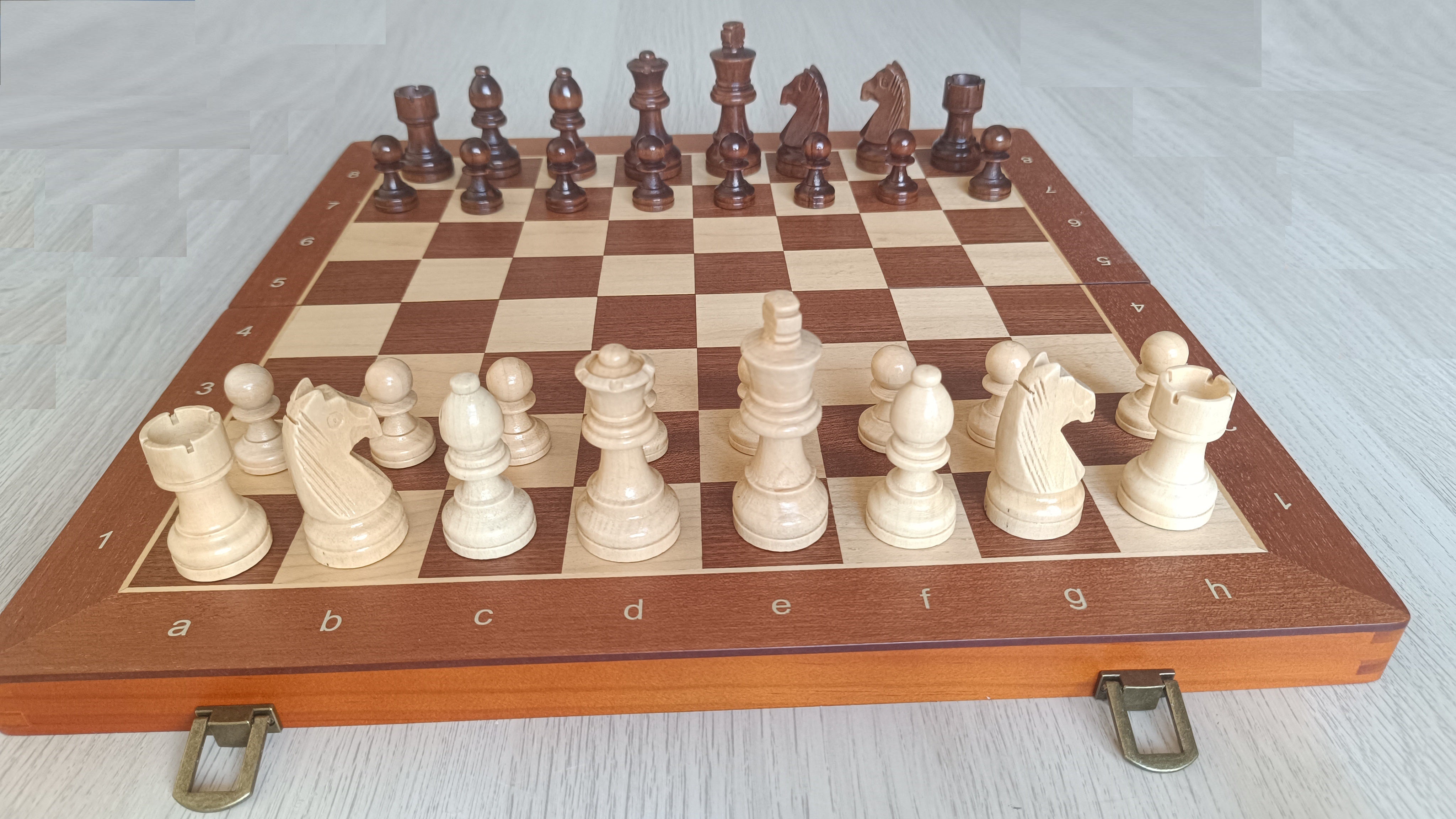 Échecs magnétiques en bois + dames en bois (38 x 38 cm) - Échecs magnétiques en bois + dames en bois (38 x 38 cm)