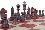 Les pièces d'échecs en bois STAUNTON de taille 7 avec la boîte de rangement en bois clair