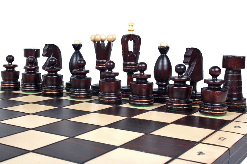 Jeu d'Echecs ROYAL avec incrustations en laiton, en bois bois de charme et de cerisier sauvage, de grande taille (50 x 50cm) - Ensemble Complet - 671b82fed9609d358dd65ed92101656f