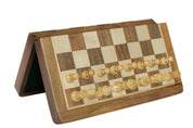 Jeu d'échecs Magnétique Pliant en bois d'acacia et buis de petite taille (30x30cm)