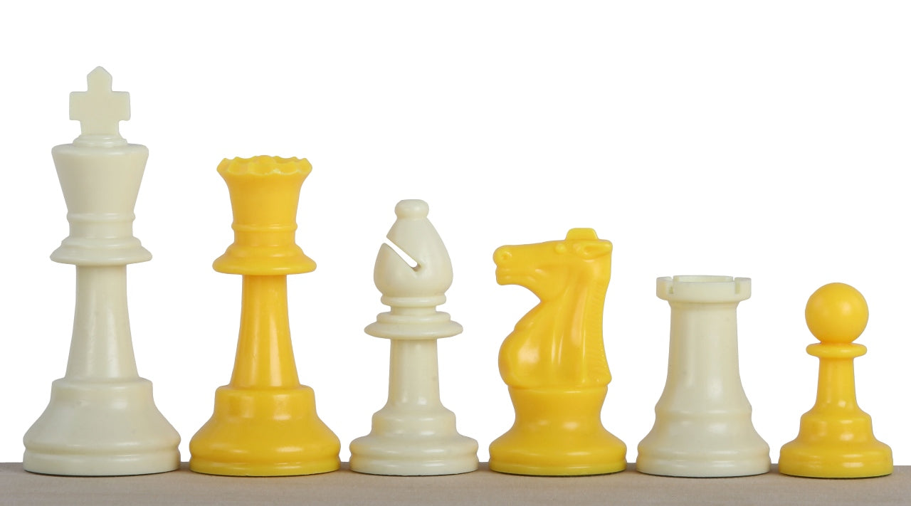 Pièces d'échecs jaunes en plastique feutrées de taille 6 - 77c803f0c8d830b7477beba4f0e8c512