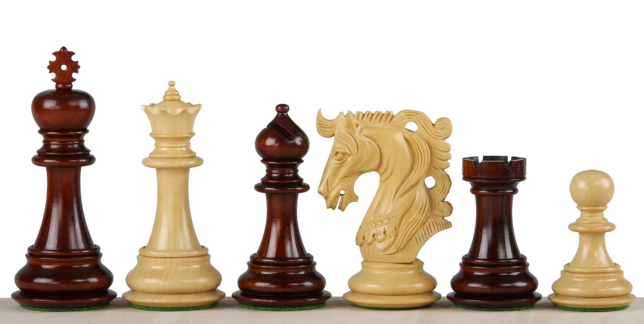 Pièces d'échecs Elvis Redwood en bois de padouk et de buis - Taille 4,25'' - 0ab84734725ad7f198aa40a2d6050ce8