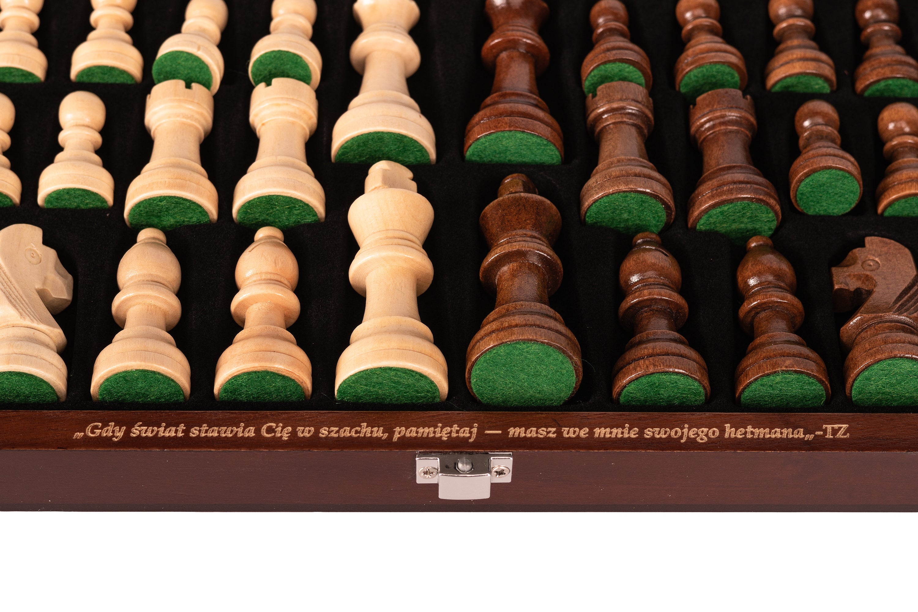 Gravure sur des produits d'échecs - 32315dd9d34244d10f87e389749a6330