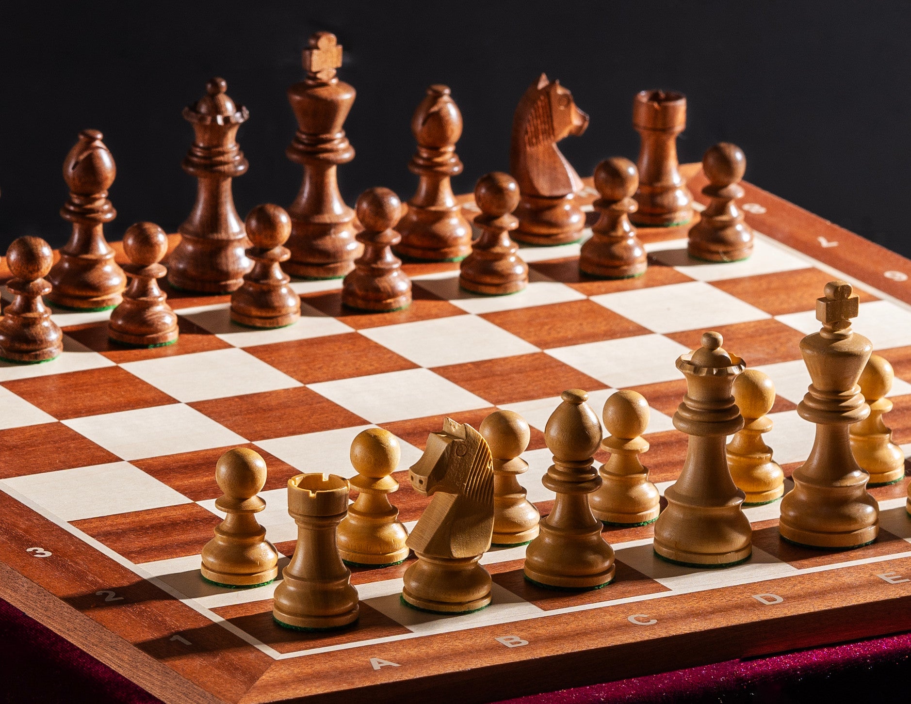 Jeu d'échecs de tournoi n° 6 - plateau de 58 mm + figurines de German Knight 3,75" - 0a3b9ad9964d6f6fccc2ffd969d721f2