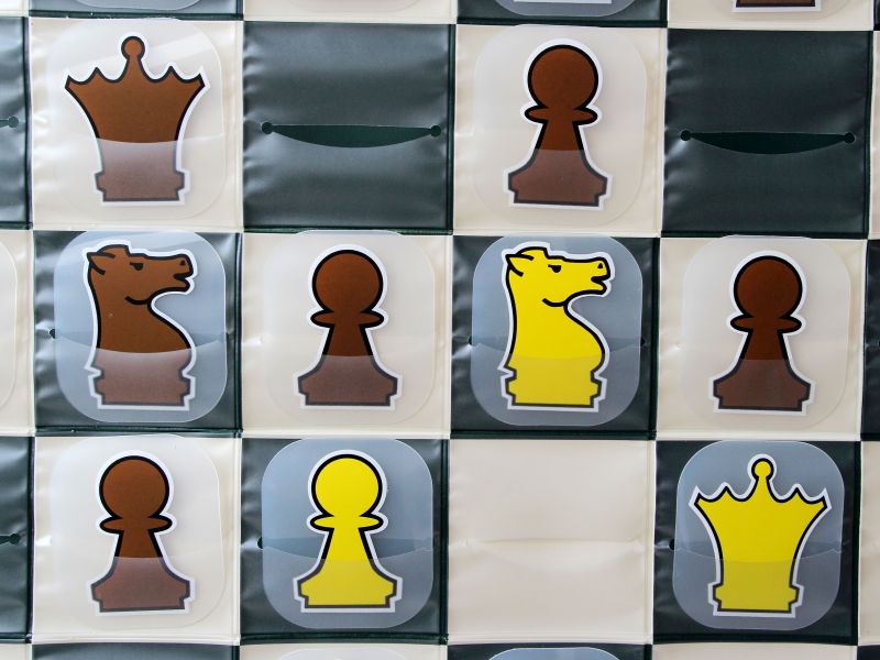 Échiquier murale encastrable roulable - L'ensemble complet (échiquier + pièces + sac)) - 2ada2f7f1f85fe5940e538c2db10c0d6