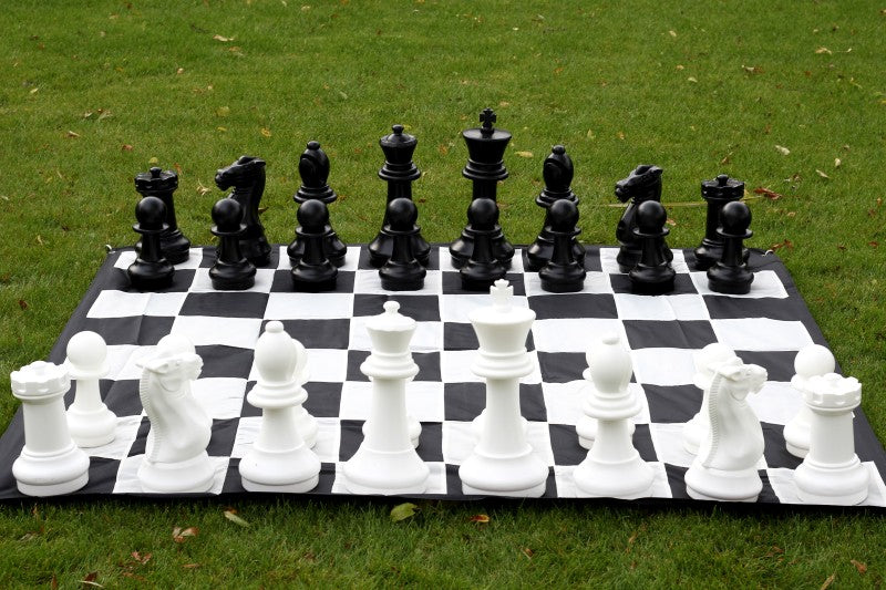 Middle size garden chess set - pieces + nylon chessboard - Middle size garden chess set - pieces + nylon chessboard