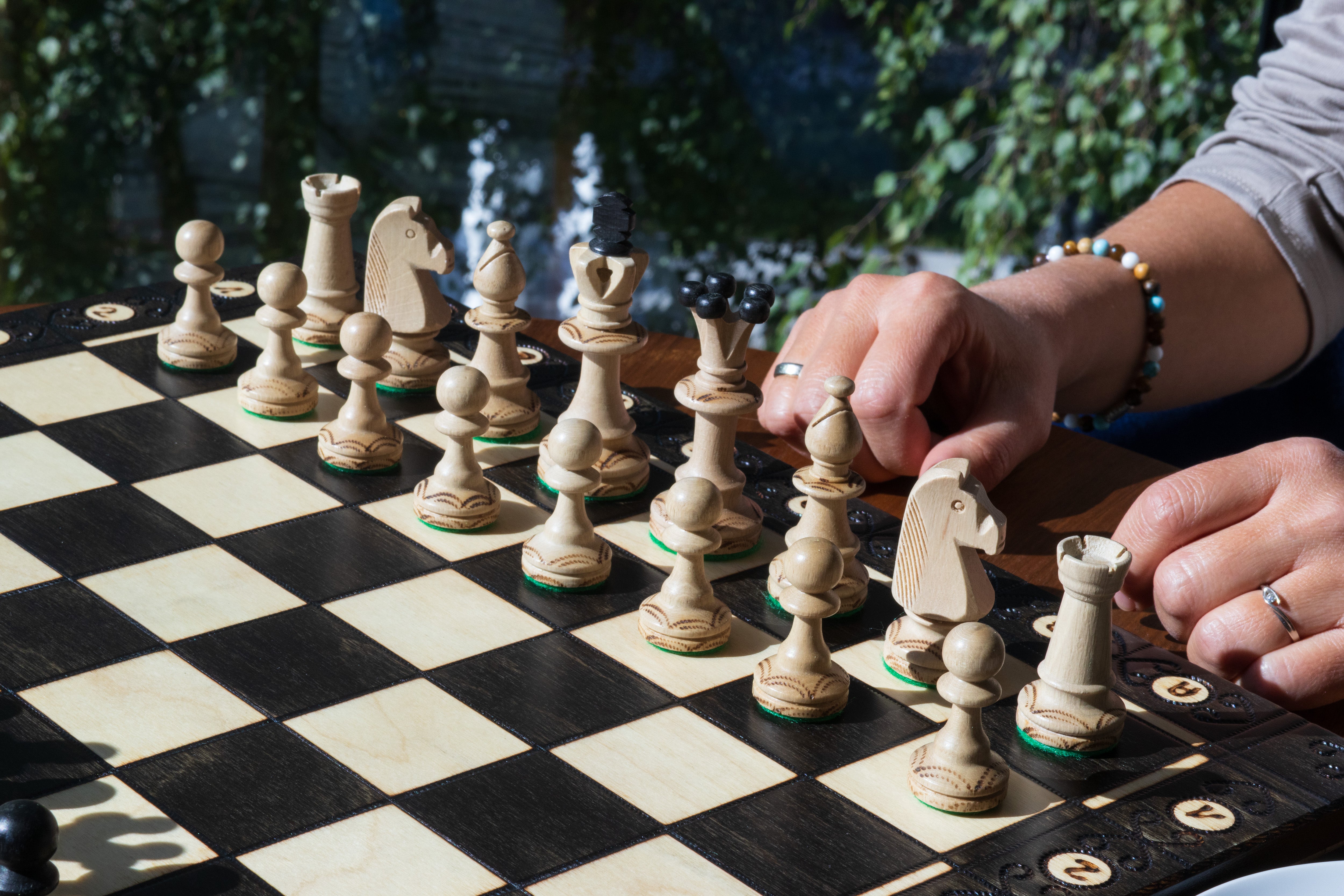 Jeu d'échecs CONSUL Black en bois de charme, de grande taille (48 x 48cm) - Ensemble Complet Noir - 440adebaf7fd4eff4dc78669b2b14d3d