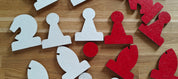 Fichas magnéticas para ajedrez de demostración, blancas/rojas (rey de 75 mm)