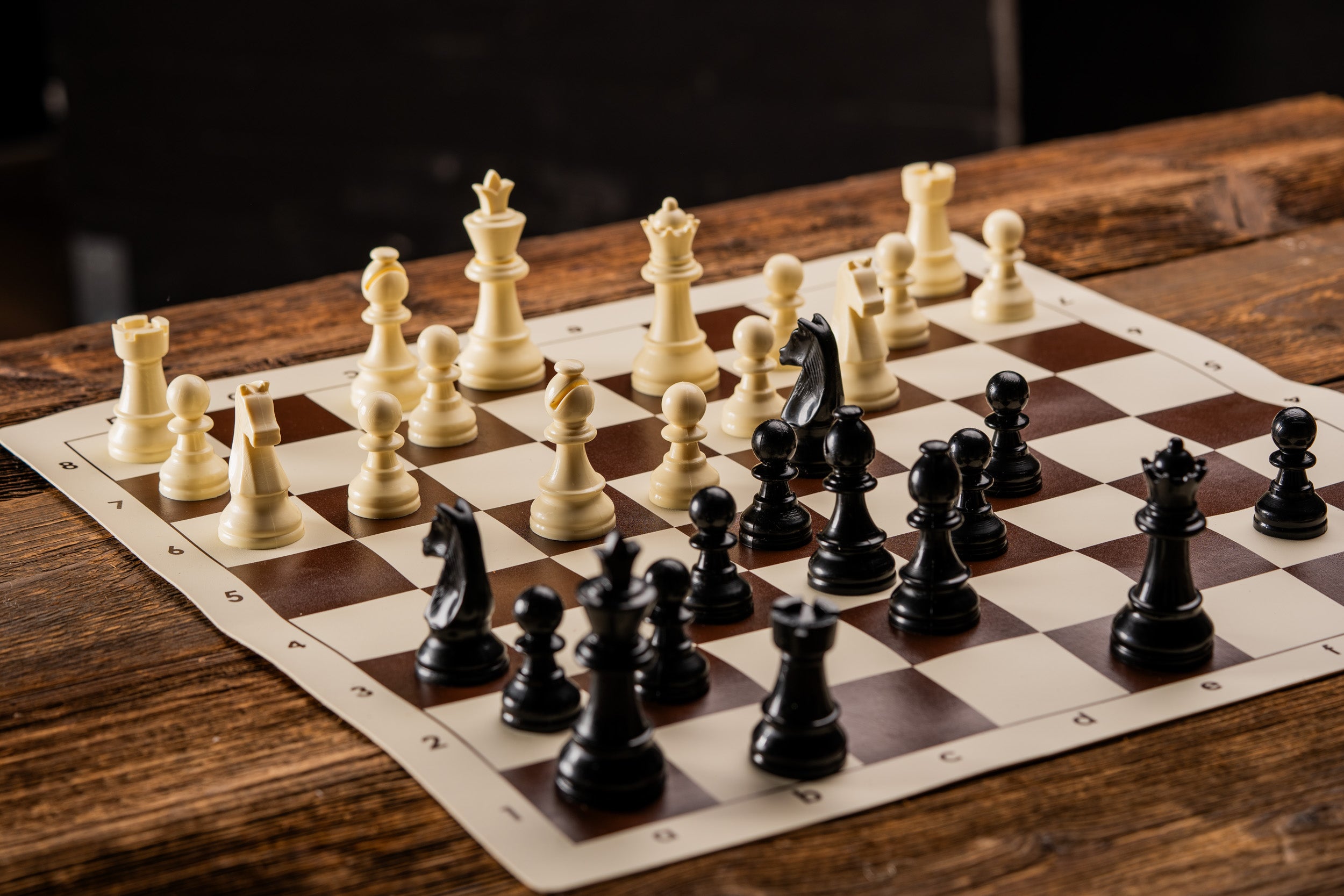 Échiquier roulable vinyle marron - échiquier de tournoi de taille 6 - Échiquier roulable vinyle marron - échiquier de tournoi de taille 6