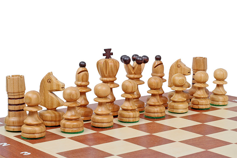 Jeu d'échecs PERLE en bois de charme avec échiquier en marqueterie de bois d'acajou et sysomore, de grande taille (41 x 41cm) - Ensemble Complet - Jeu d'échecs PERLE en bois de charme avec échiquier en marqueterie de bois d'acajou et sysomore, de grande taille (41 x 41cm) - Ensemble Complet