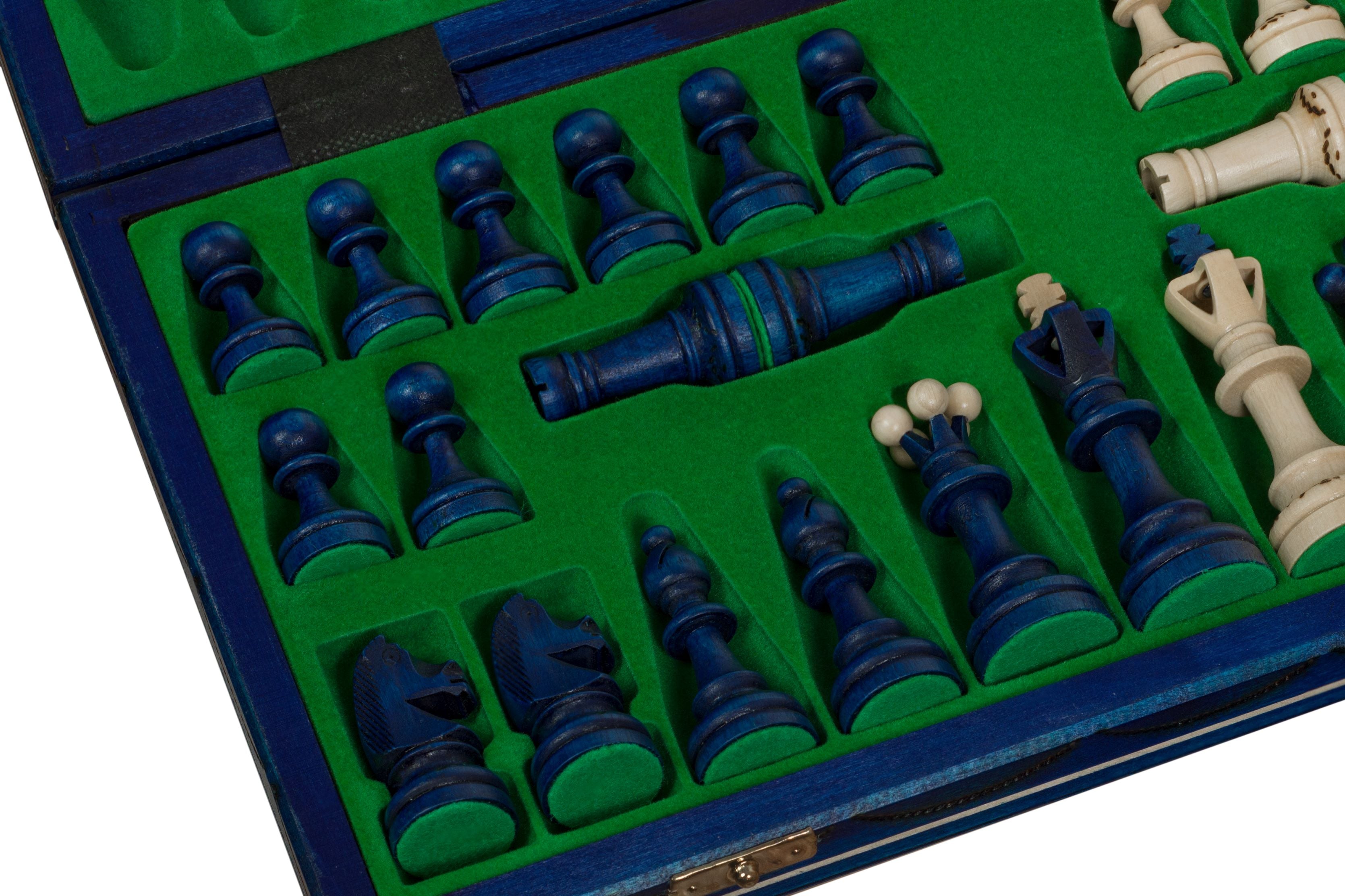 Jeu d'échecs SENATEUR Bleu en bois de charme, de taille moyenne (41 x 41cm) - Ensemble Complet d'une nouvelle gamme - Jeu d'échecs SENATEUR Bleu en bois de charme, de taille moyenne (41 x 41cm) - Ensemble Complet d'une nouvelle gamme