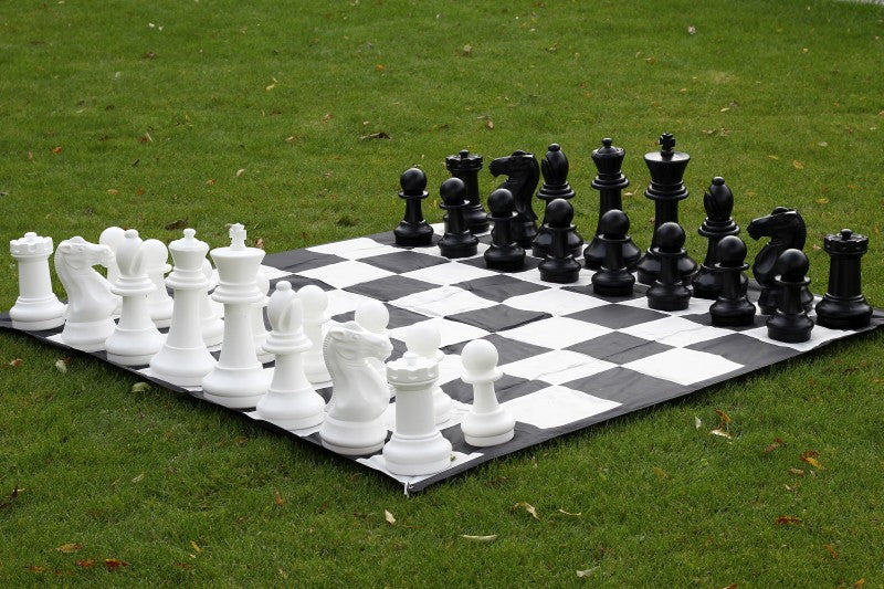 Pièces d'échecs  géantes Jardin et extérieur  (roi 41 cm) -  pièces d'échecs en plastique + échiquier en nylon - Pièces d'échecs  géantes Jardin et extérieur  (roi 41 cm) -  pièces d'échecs en plastique + échiquier en nylon